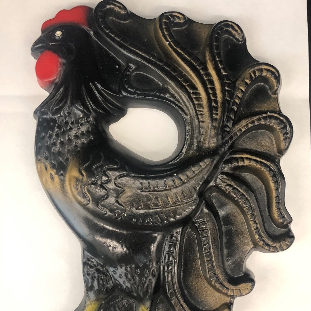 Vintage Chalkware Rooster Wall Hanging Black Gold Mid Century Farmhouse 9.5”